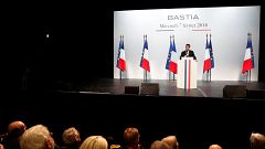 Corse : Macron favorable à une révision de la Constitution