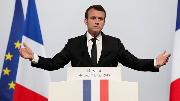 Macron: Língua corsa não terá estatuto oficial Macron: Língua corsa não terá estatuto oficial