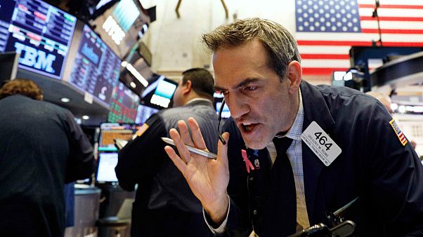 Wall Street evolui em "banho maria", mercados europeus recuperam Wall Street evolui em "banho maria", mercados europeus recuperam