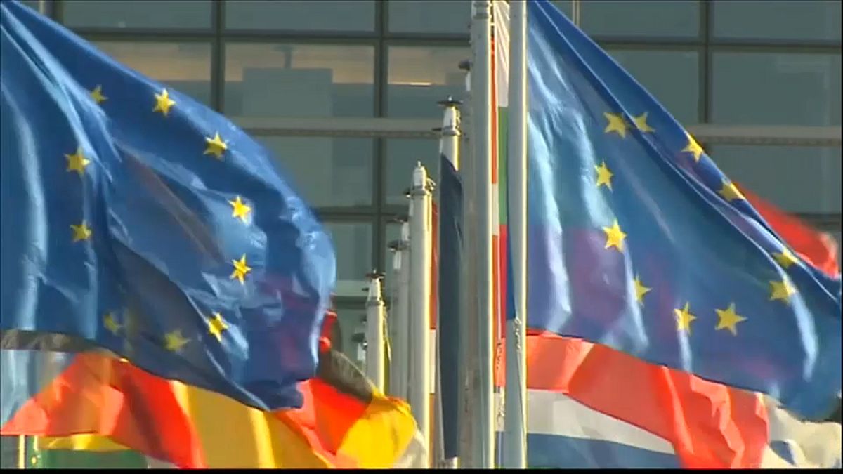 EU-Politiker begrüßen Einigung von Union und SPD