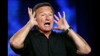 Robin Williams performing