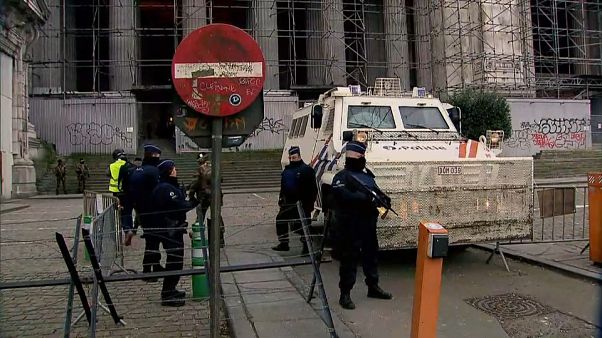 Salah Abdeslam trial: hearing resumes in Brussels without him Salah Abdeslam trial: hearing resumes in Brussels without him