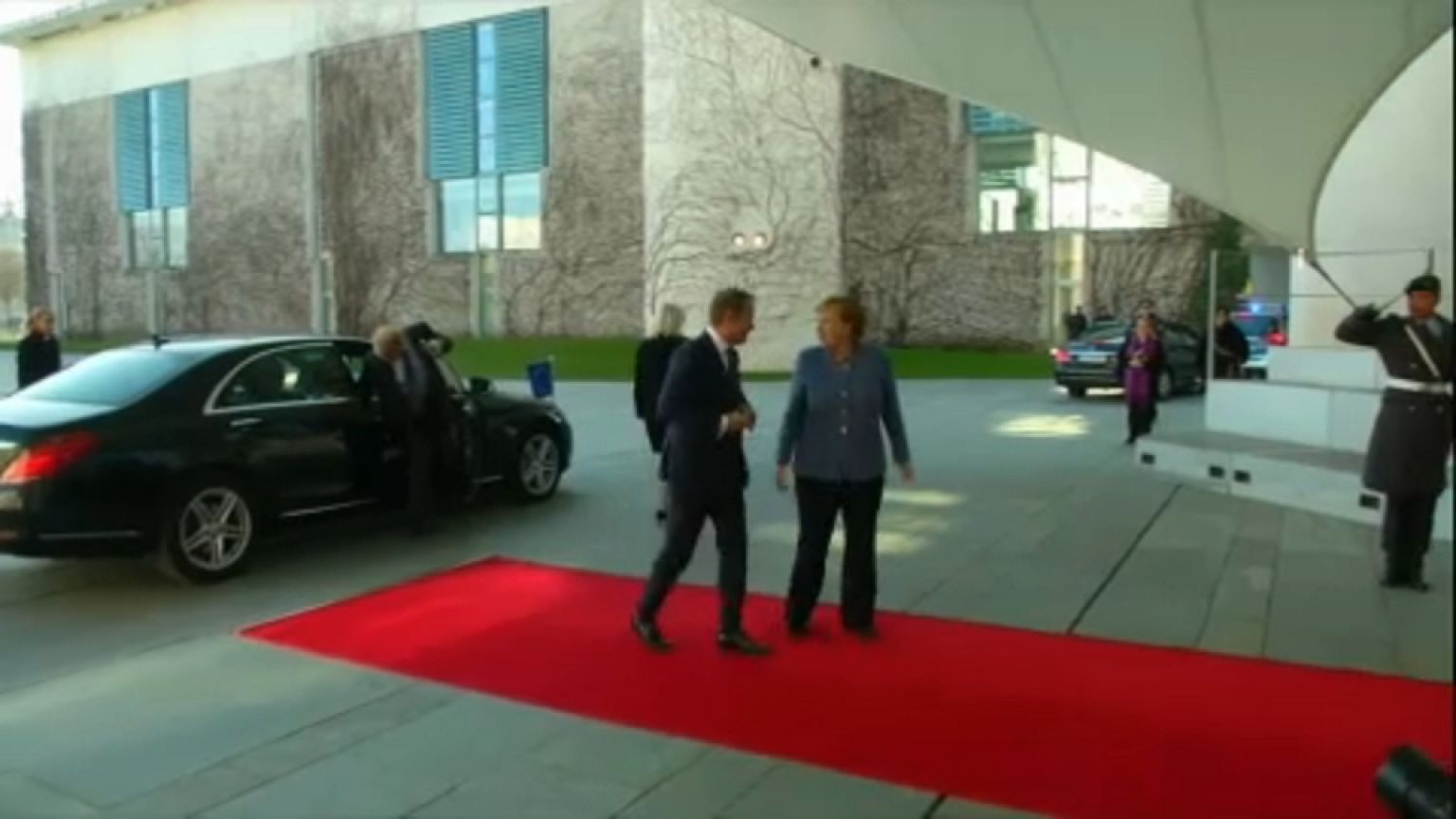 Tusk - time to look to the future in Europe