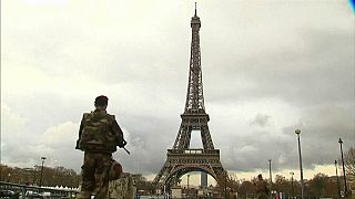 Orçamento para a defesa reforçado em França