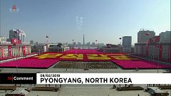 Coreia do Norte apresenta demonstração de força militar