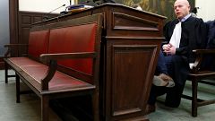 Le procès Abdeslam se poursuit en son absence