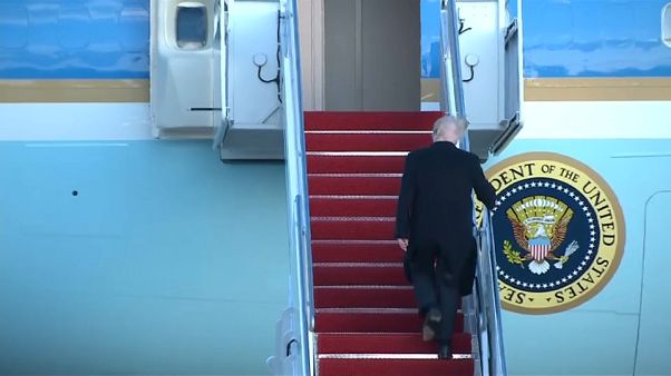 Trump'ın Meksika sınırına duvar bütçesi açıklanıyor Trump'ın Meksika sınırına duvar bütçesi açıklanıyor