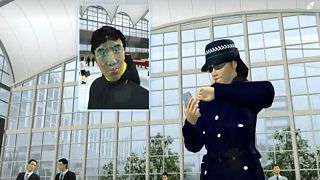 الشرطة الصينية تستعمل نظارات تكشف عن المشتبهين بهم
