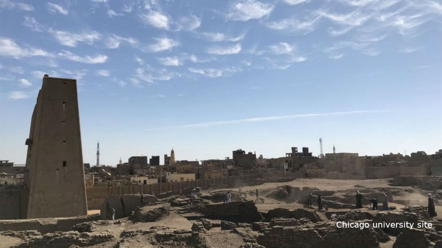 إندبندنت: اكتشاف مصنع للبيرة أقامه الفراعنة قبل 4 آلاف عام