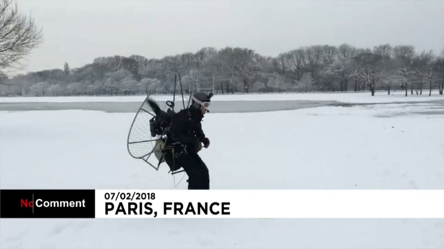 Esquiando por el parque en París