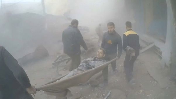 Suriye'de bombalar sivilleri vuruyor Suriye'de bombalar sivilleri vuruyor