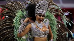 Le Carnaval réveille le Sambodrome de Rio