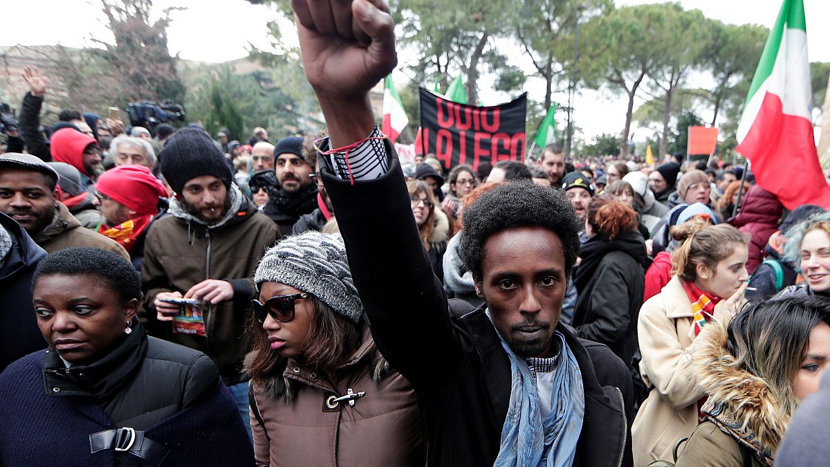Ιταλία: Αντιρατσιστική διαδήλωση στη Ματσεράτα