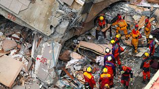 Tayvan'ı vuran şiddetli depremde ölü sayısı 17'ye çıktı