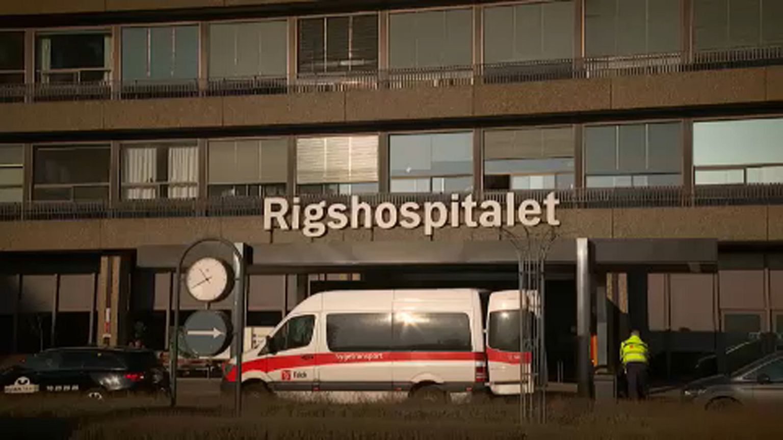 Súlyos állapotban a dán királynő férje
