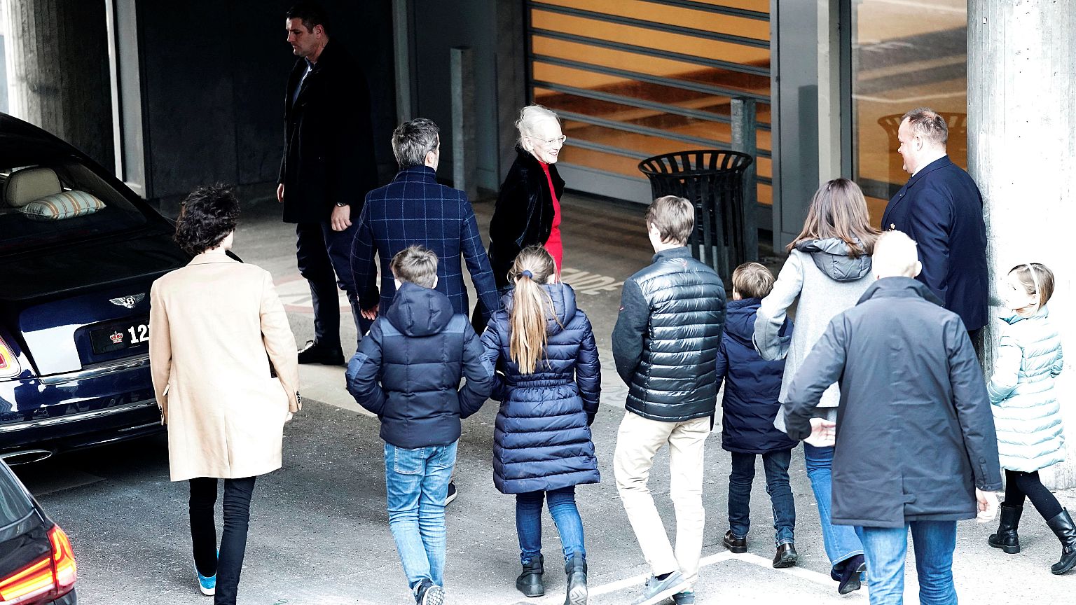 Dänemark bangt um Prinz Henrik - Königsfamilie am Krankenbett