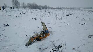 شاهد: الصور الأولى لحطام الطائرة الروسية المنكوبة