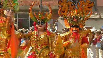 Oro e colori per il Carnevale di Oruro