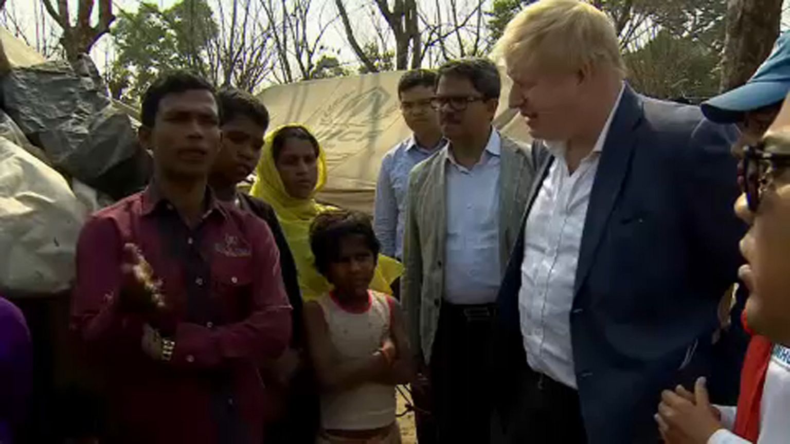 Boris Johnson: engedjék haza a rohingyákat!
