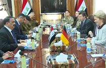 Iraks Verteidigungsminister al-Hiyali und Ursula von der Leyen in Bagdad.
