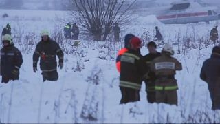 Crashed Russian plane exploded when hitting groud, investigators say