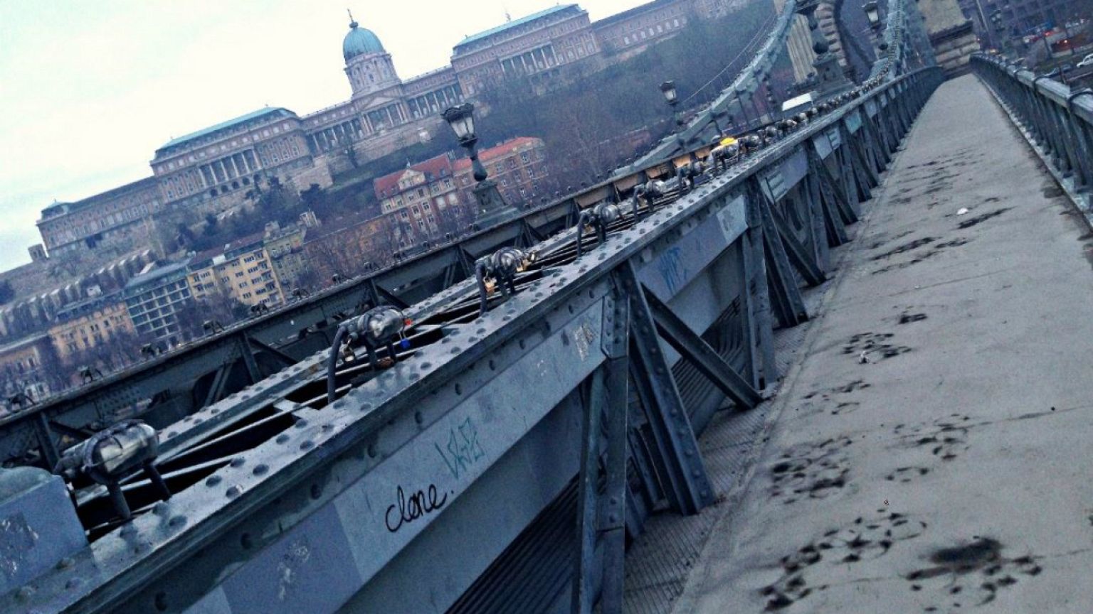 Ráégett a tűzijáték a Lánchídra