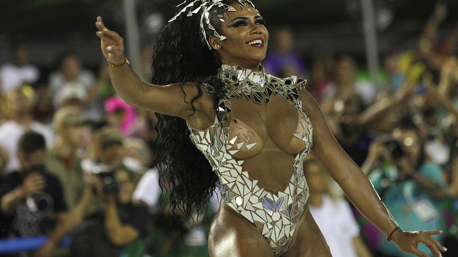 Samba e sensualidade no Carnaval do Rio