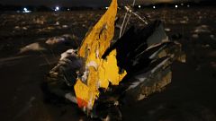 Überwachungskameras zeichnen Flugzeugabsturz in Moskau auf