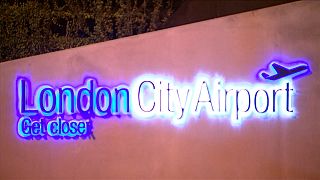 Londra: trovata bomba inesplosa della II guerra mondiale, chiuso aeroporto