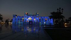 Die Emirate leuchten