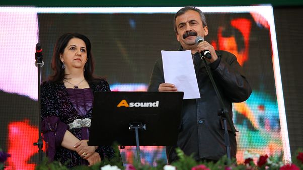 HDP Eş Genel Başkanı Buldan ve milletvekili Önder'e soruşturma HDP Eş Genel Başkanı Buldan ve milletvekili Önder'e soruşturma
