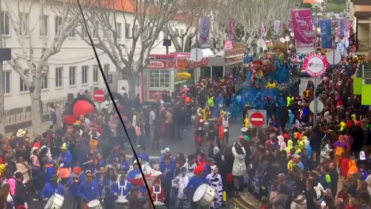 La sátira preside el carnaval portugués de Torres Vedras 