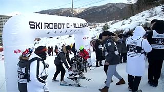 Primera competición de esquí robótico