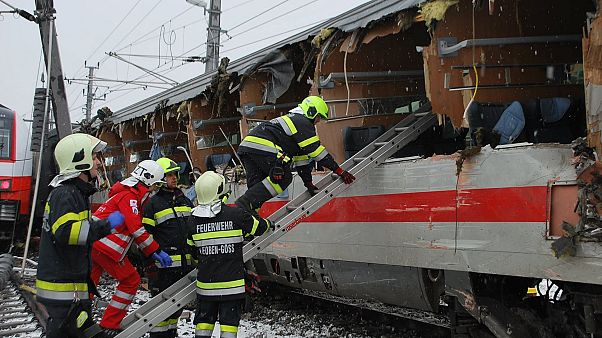 Súlyos vonatbeleset történt Ausztriában Súlyos vonatbeleset történt Ausztriában