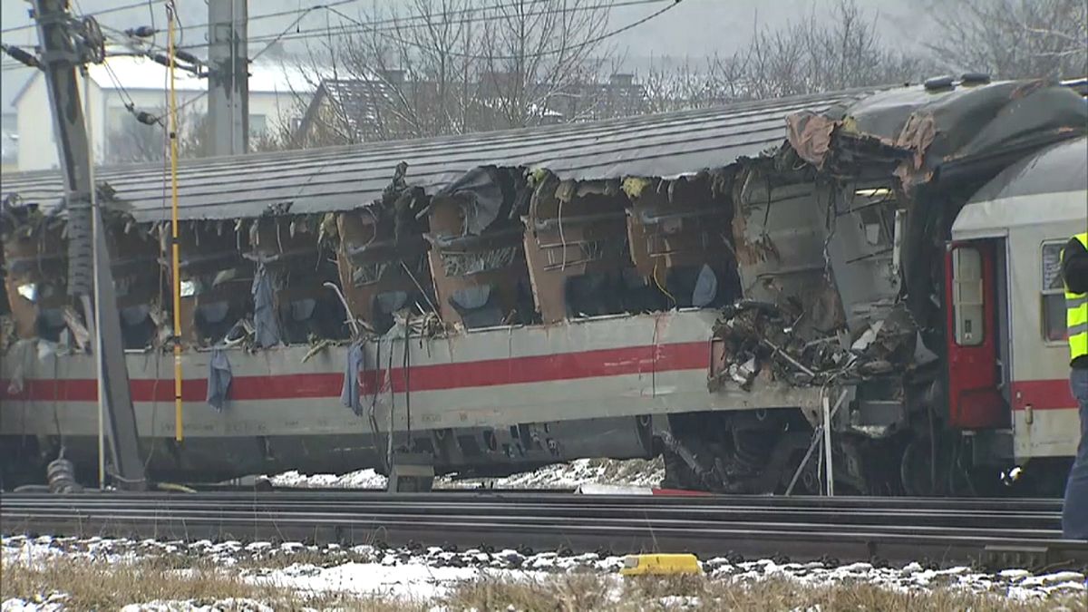 Austria: collisione treni 1 morto e 22 feriti