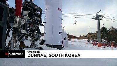 Kayak yapan robotlar olimpiyat sporcularına meydan okudu