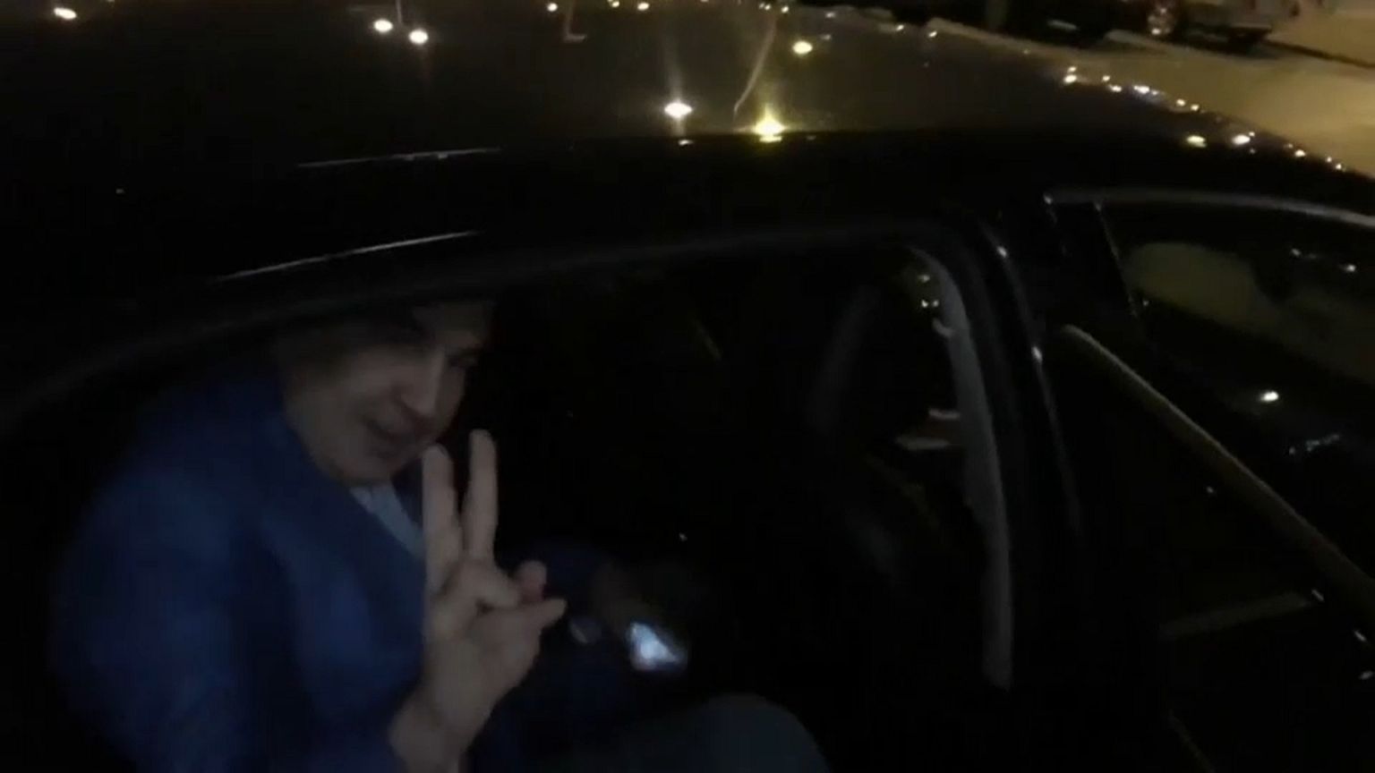 Саакашвили выслали в Польшу