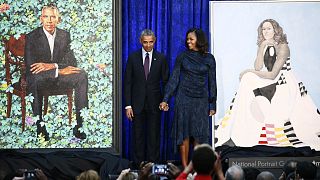 Revelados Retratos oficiais de Barack e Michelle Obama