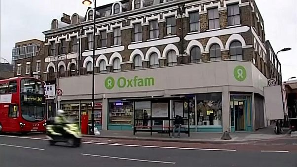 Секс скандал вокруг OXFAM набирает обороты Секс скандал вокруг OXFAM набирает обороты