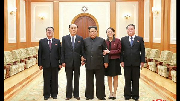 Delegação norte-coreana regressa a casa Delegação norte-coreana regressa a casa