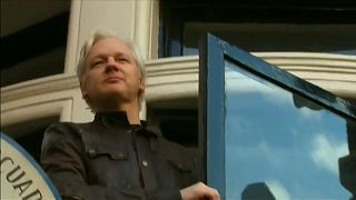 Wikileaks: Julian Assange, arresto confermato