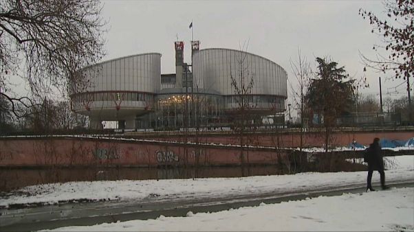 El Tribunal de Estrasburgo condena a España por maltratar a dos etarras El Tribunal de Estrasburgo condena a España por maltratar a dos etarras