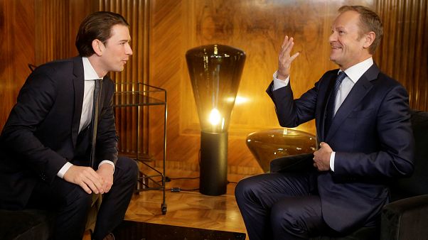 Kurz anuncia cimeira sobre migração durante visita de Tusk Kurz anuncia cimeira sobre migração durante visita de Tusk