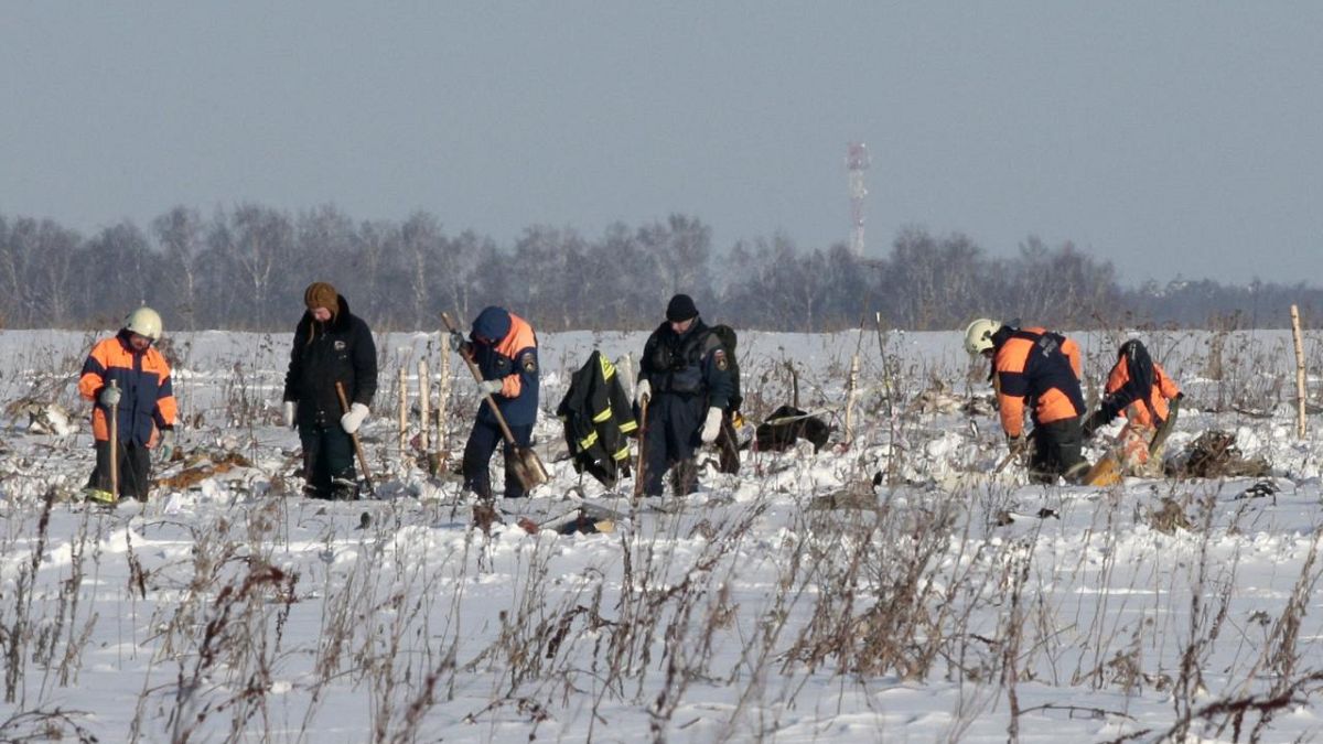 Autoridades falam em "falha humana" no acidente de aviação perto de Moscovo