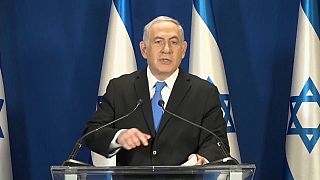 الشرطة الإسرائيلية توصي بإدانة رئيس الوزراء نتنياهو بتهمة الفساد 