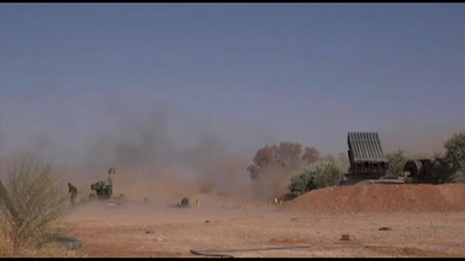 Ataque teve lugar na região petrolífera de Deir Ezzor.