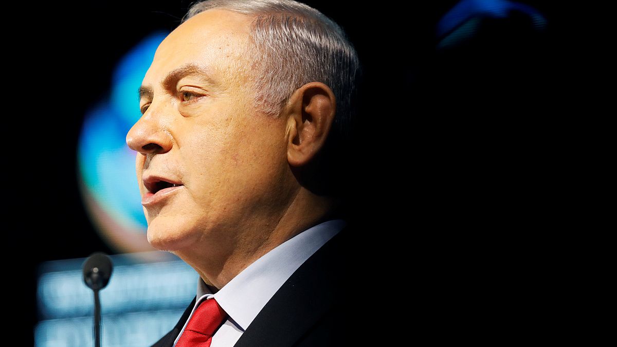 Нетаньяху: досрочных выборов не будет