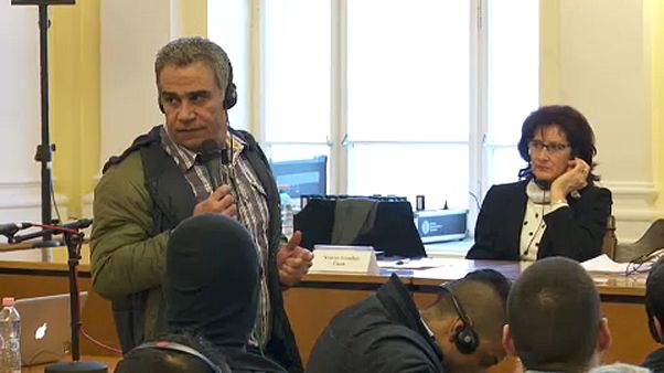 Egymásra tolják a felelősséget a parndorfi ügy vádlottjai Egymásra tolják a felelősséget a parndorfi ügy vádlottjai