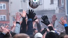 Au « foot-rugby », tout est permis 