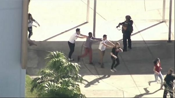 La tragedia del tiroteo del instituto de Florida en imágenes La tragedia del tiroteo del instituto de Florida en imágenes